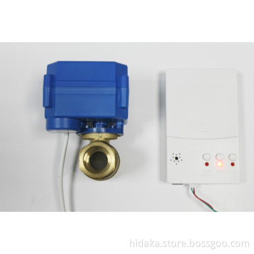 two way Battery powered water leak alarm motorized brass ball valve with manual operation